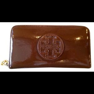 100% Genuine Tory Burch  Patent Leather Wallet